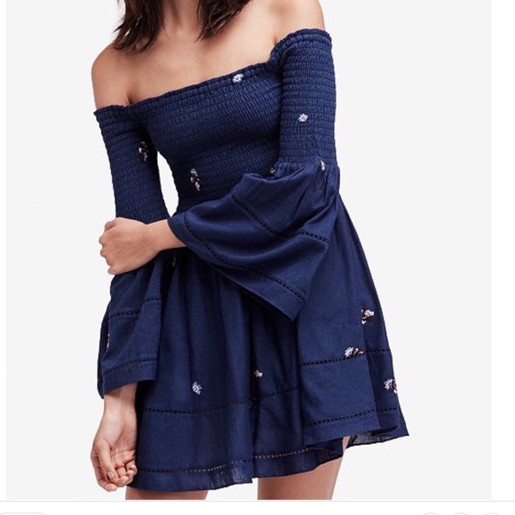 Free People Bell Sleeve Off Shoulder Dress NWOT - Picture 2 of 6